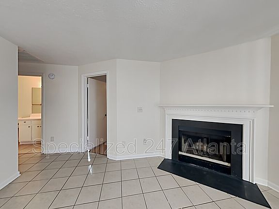 2nd image of 8028 Fieldstone Ct