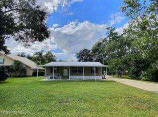 117 Shoreline Ave, Satsuma, FL 32189