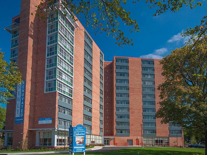 Welcome to Linden Park Apartments in Bolton Hill!