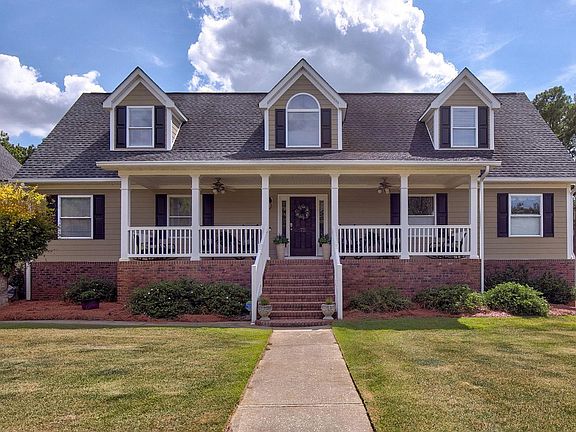 3rd image of 75 Valley View Dr