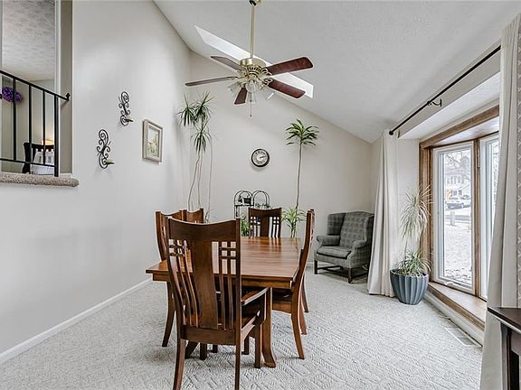 2nd image of 556 Countess Dr