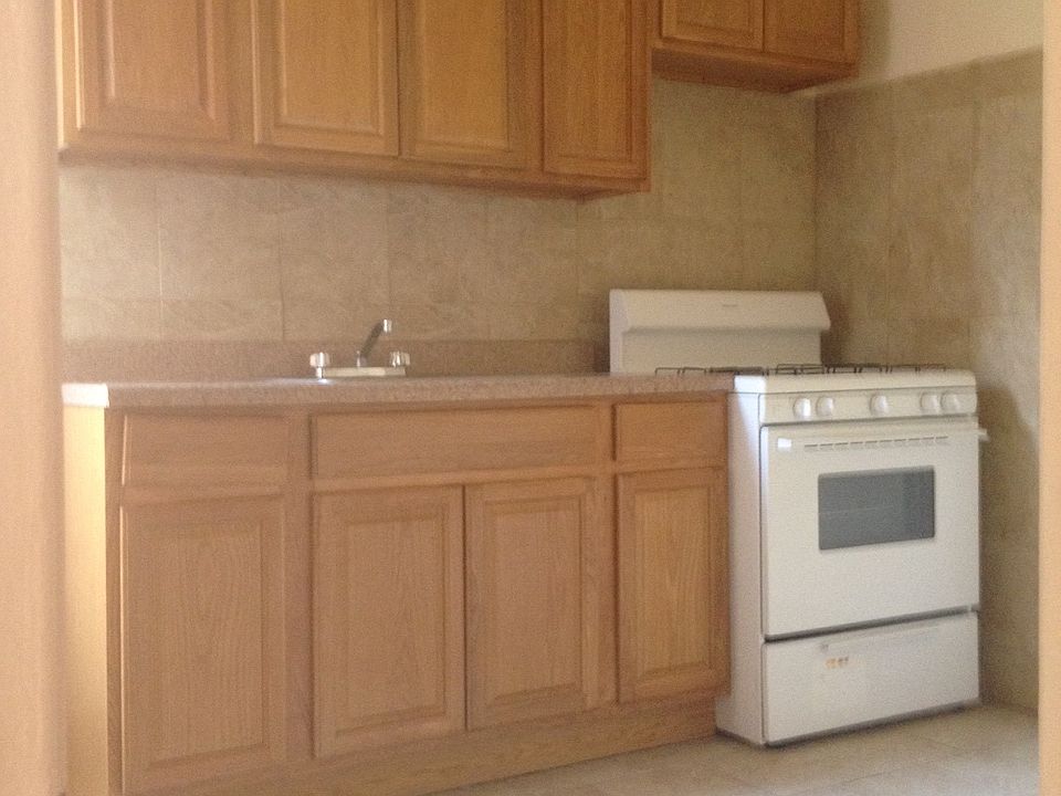 2nd image of 1050 Wheeler Ave APT 1V