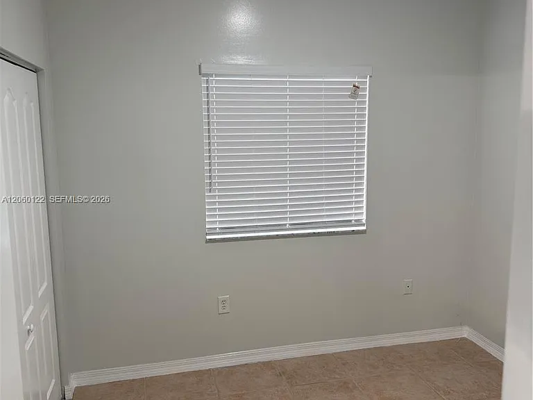 9128 SW 162nd Pl — Photo 10
