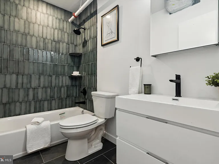 1416 Frankford Ave #206 — Photo 18