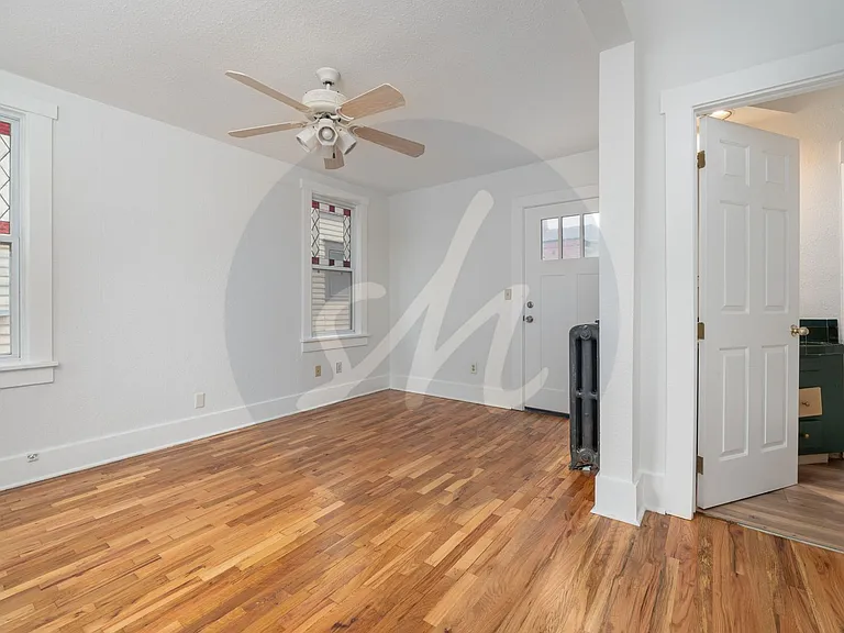 317 E Monument St #1 — Photo 11
