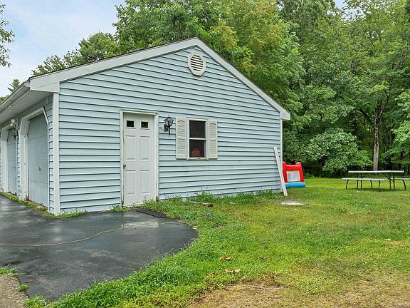 5th image of 31 Riverlawn Avenue