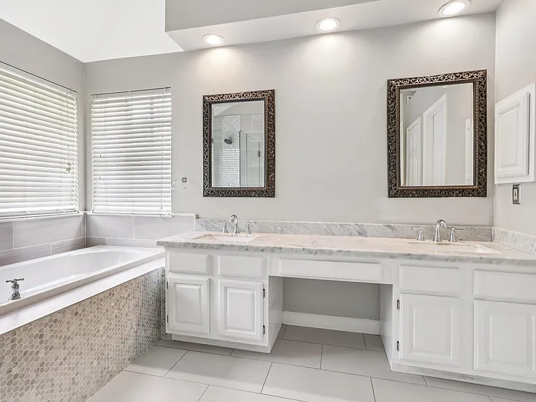 1322 W Forest Dr — Photo 19