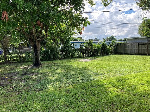 3rd image of 540 NW 30th Terrace