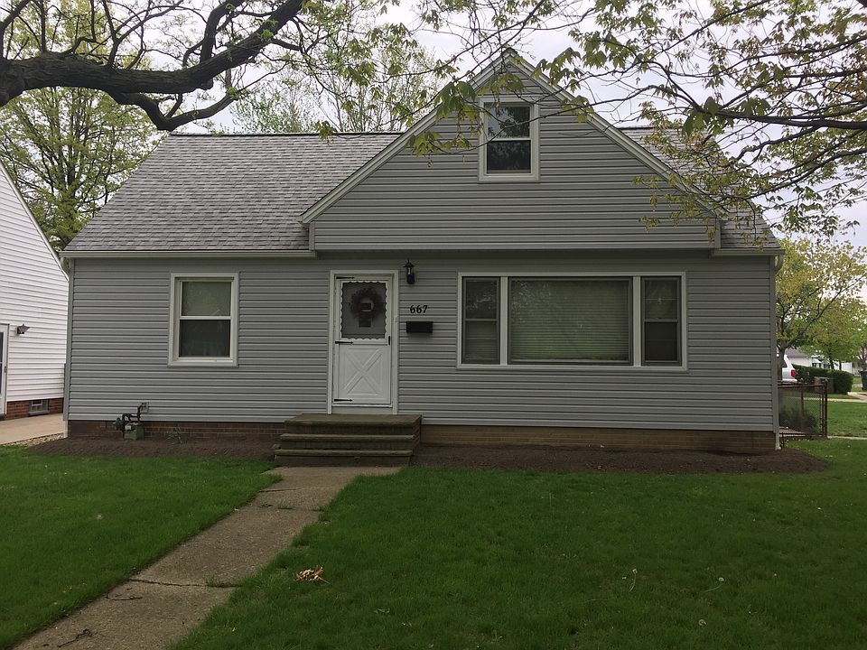 1st image of 667 E 305th St