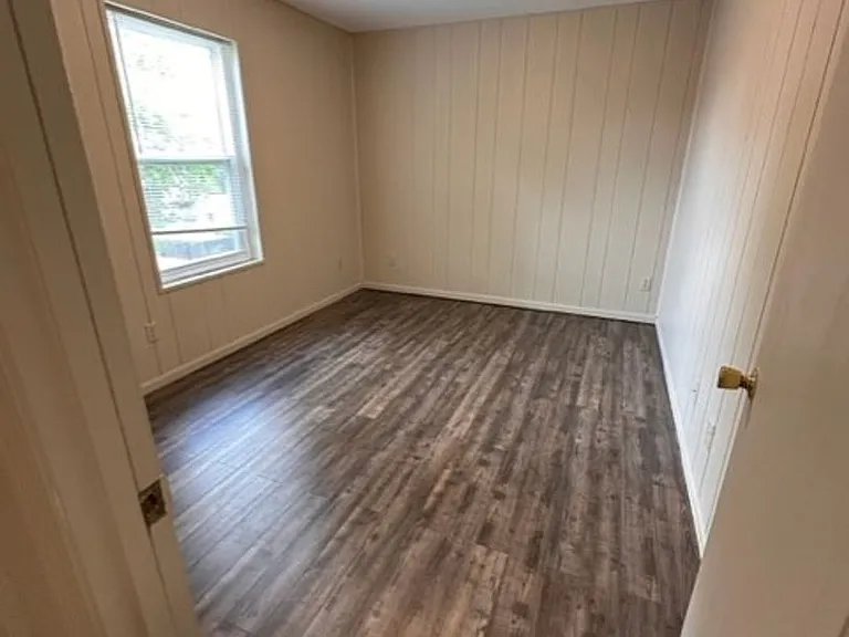 College Place Apartments — Photo 22