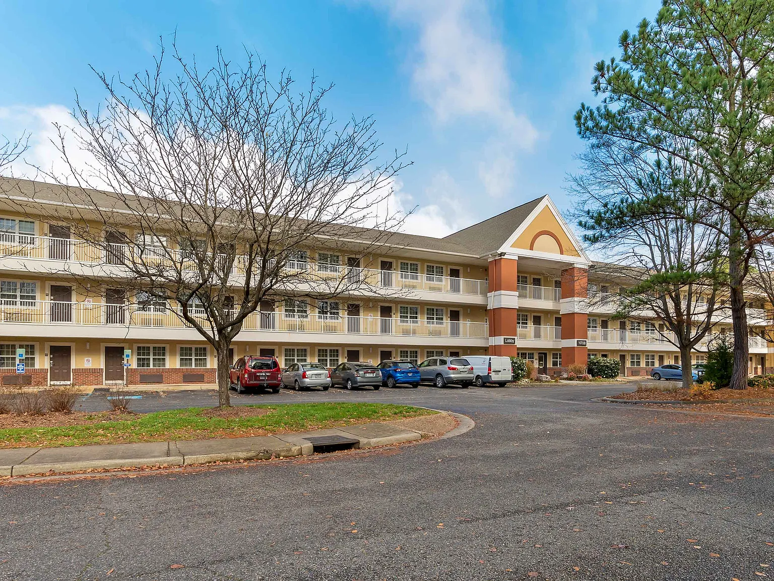 Newport News - Oyster Point — Photo 4