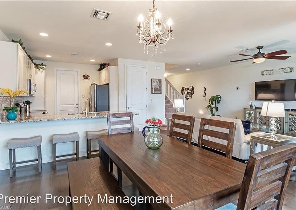1st image of 7928 Bristol Cir