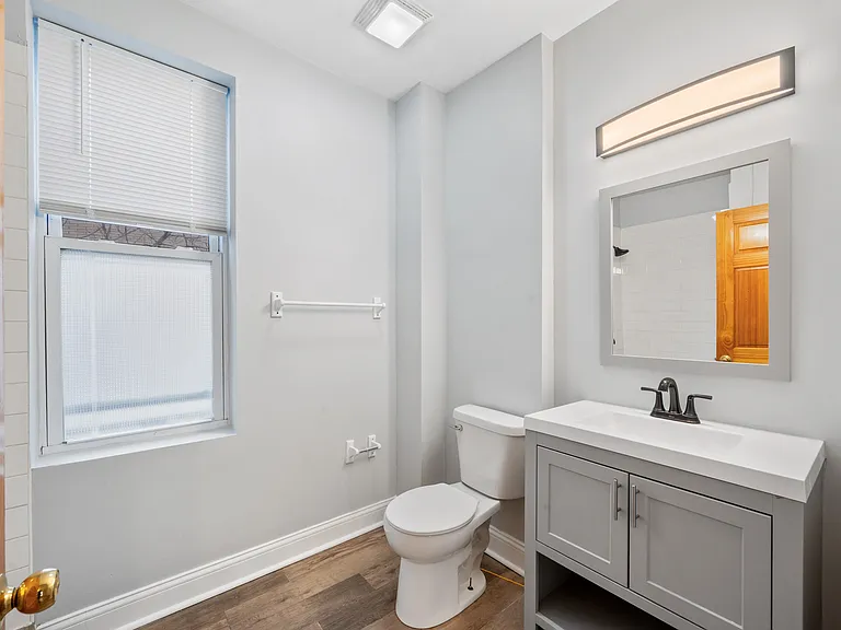 1858 W Cullerton St #2F — Photo 12