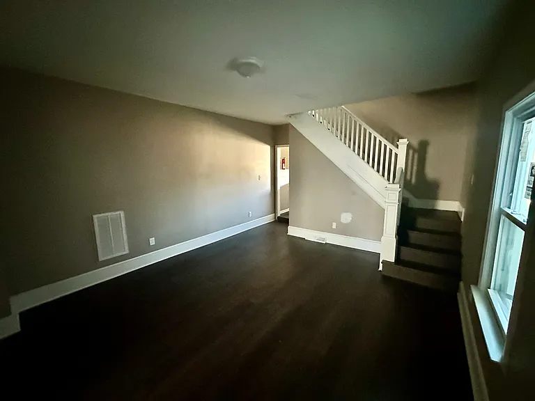 322 Boyd Ave #1/2 — Photo 11