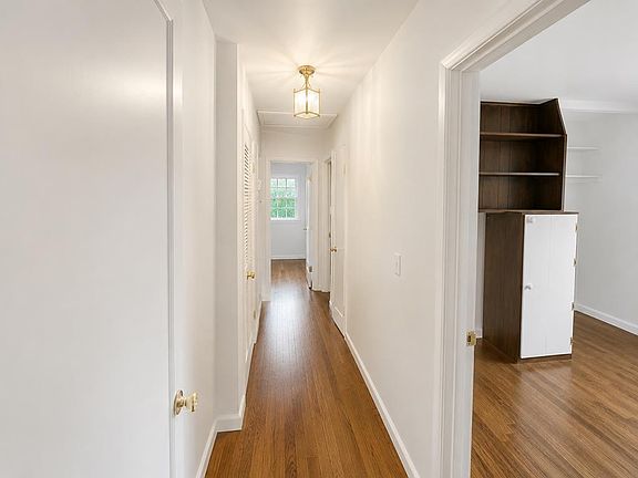 5th image of 28 Ridge Rd