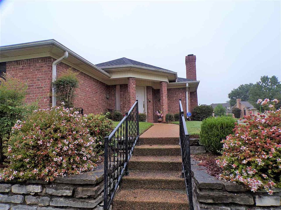 1st image of 26 Pebble Creek Dr S