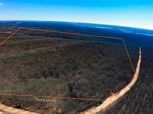 S Cayuga Rd, Wyandotte, OK 74370