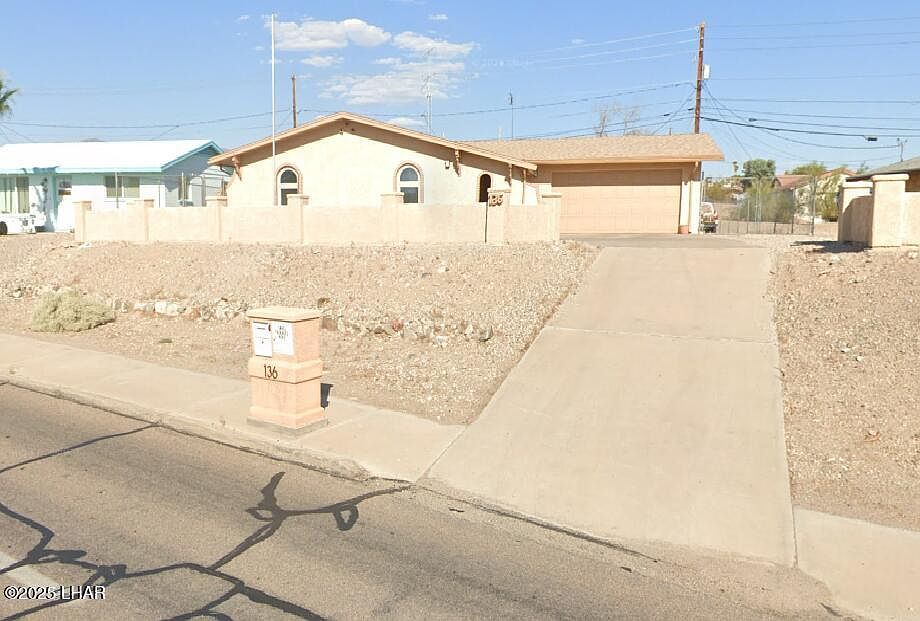 1st image of 136 Acoma Blvd N