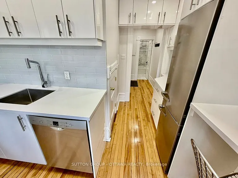 149 Saint Andrew St #2A — Photo 22
