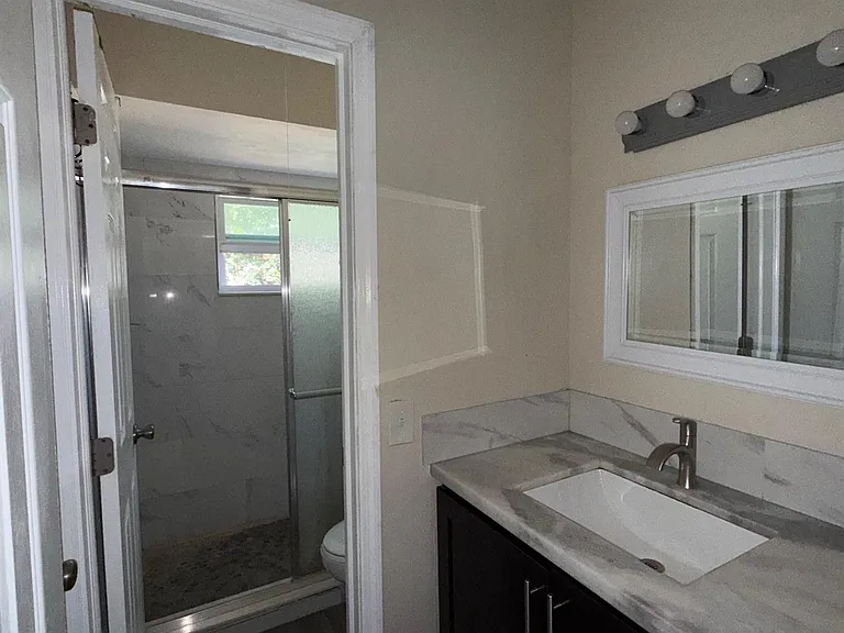 6140 SW 43rd St — Photo 17