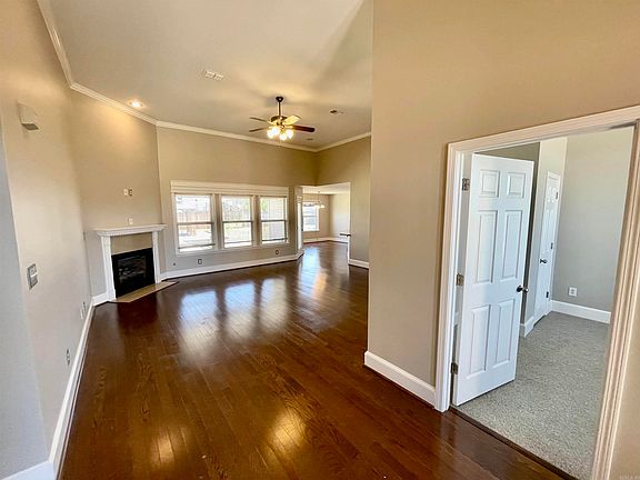 4th image of 2222 Moortown Dr