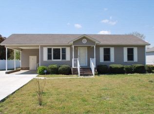 505 Produce Market Rd, Laurinburg, NC 28352