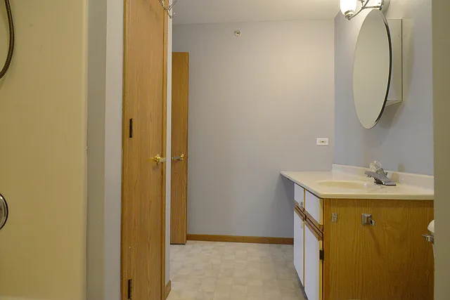 1584 W Crystal Rock Ct #2B — Photo 18