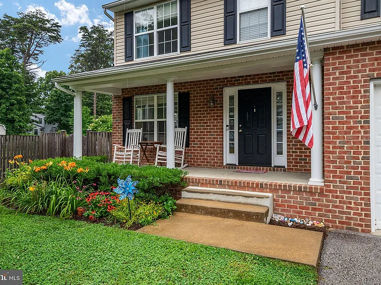 132 Pineview Ave #B — Photo 3