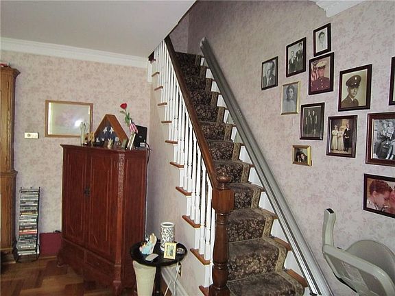 5th image of 1837 E 32nd St