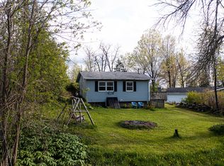 W138 North St, Cascade, WI 53011