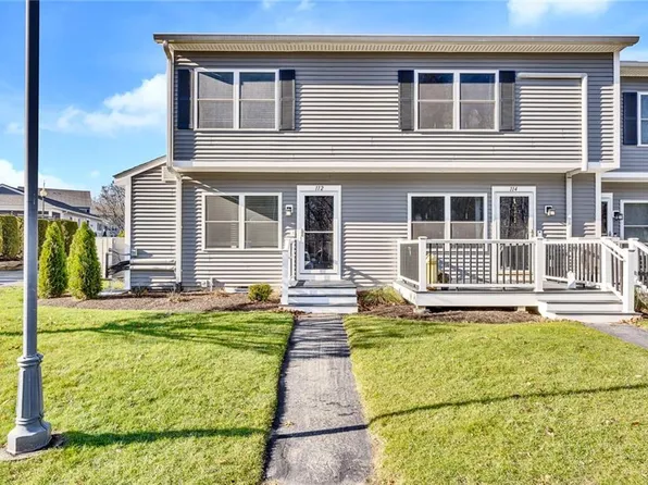 200 Post Rd APT 112, Warwick, RI 02888