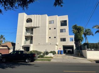 3819 Country Club Dr, Los Angeles, CA 90019