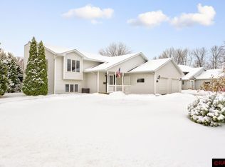 105 Hosanna Ct, Mankato, MN 56001