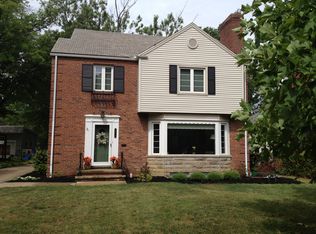 2616 Kerwick Rd, University Heights, OH 44118