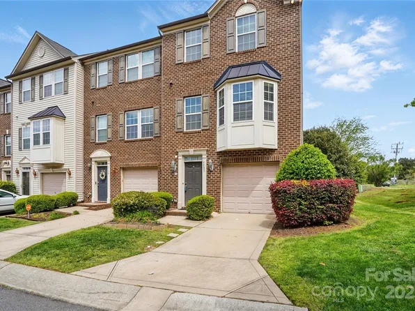 7753 Jackson Pond Dr, Charlotte, NC 28273