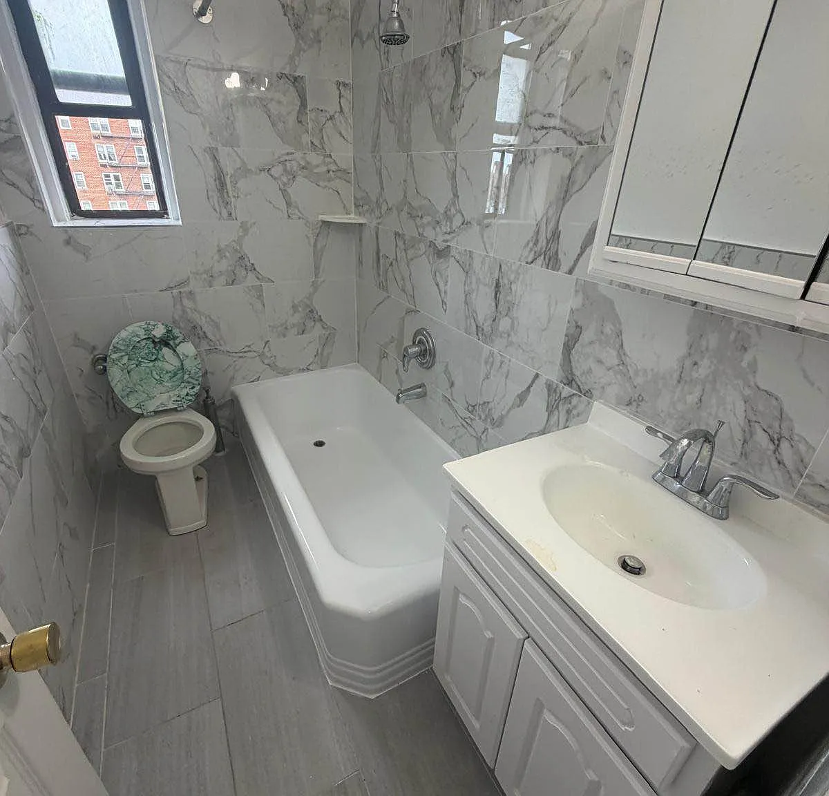 40-05 Ithaca Street — Photo 4