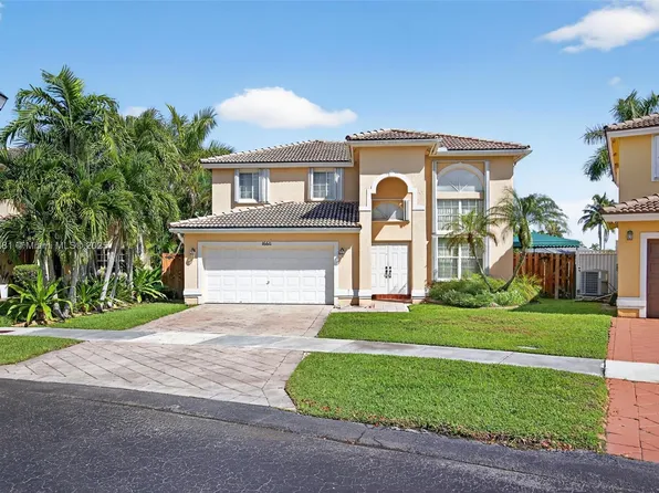 16611 SW 103rd Ter, Miami, FL 33196