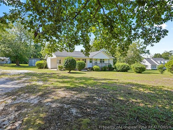 3rd image of 8007 Overhills Rd
