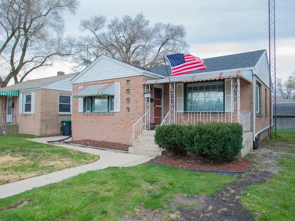 104 N Wisconsin St, Hobart, IN 46342
