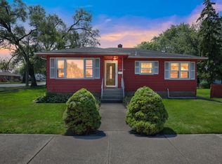 725 E 161st St, South Holland, IL 60473