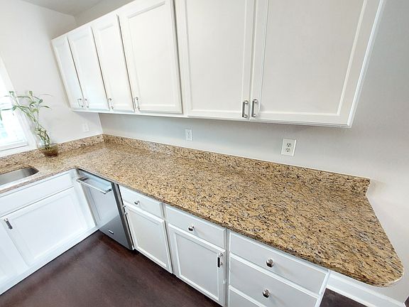 4th image of 3739 Pompano Dr SE #3739