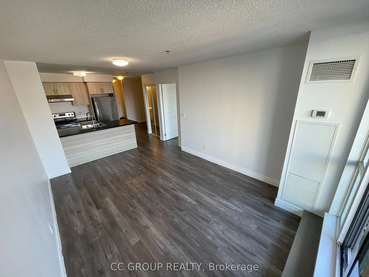 2 bed, $2,200 — Photo 4