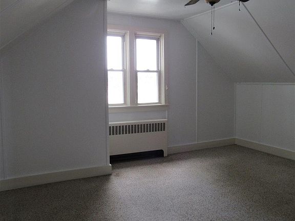 2nd image of 351 Main St APT 3
