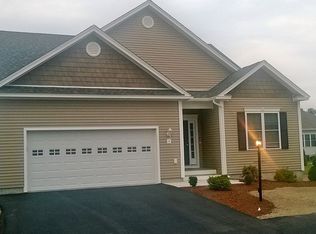 4 Pastor Dr, Londonderry, NH 03053