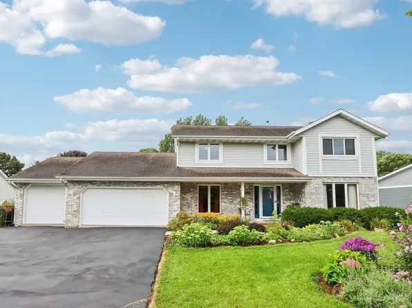 2875 Charleston Drive, Fitchburg, WI 53711