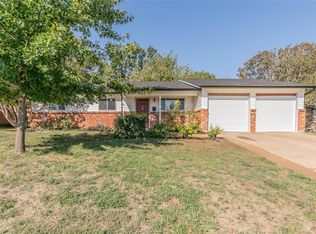 1866 Shelman Trl, Fort Worth, TX 76112