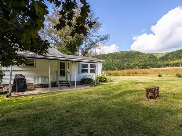 4846 Sunnyside Rd, Middlesex, NY 14507