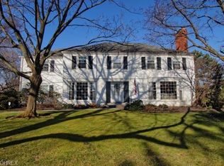 48 Lyman Cir, Shaker Heights, OH