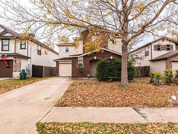 4th image of 13313 Coomes Dr