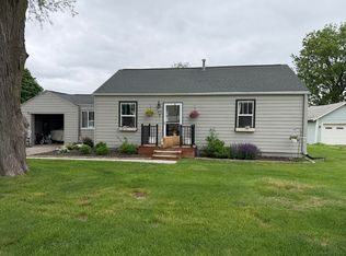 475 Laurel St, Waukee, IA 50263